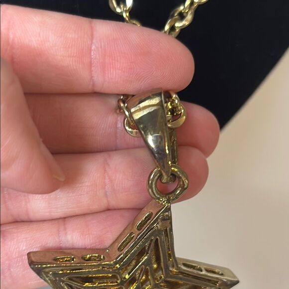 Signed FL&B Gold Tone Star Pendant Chain Necklace 18” with Extender - Picture 4 of 6